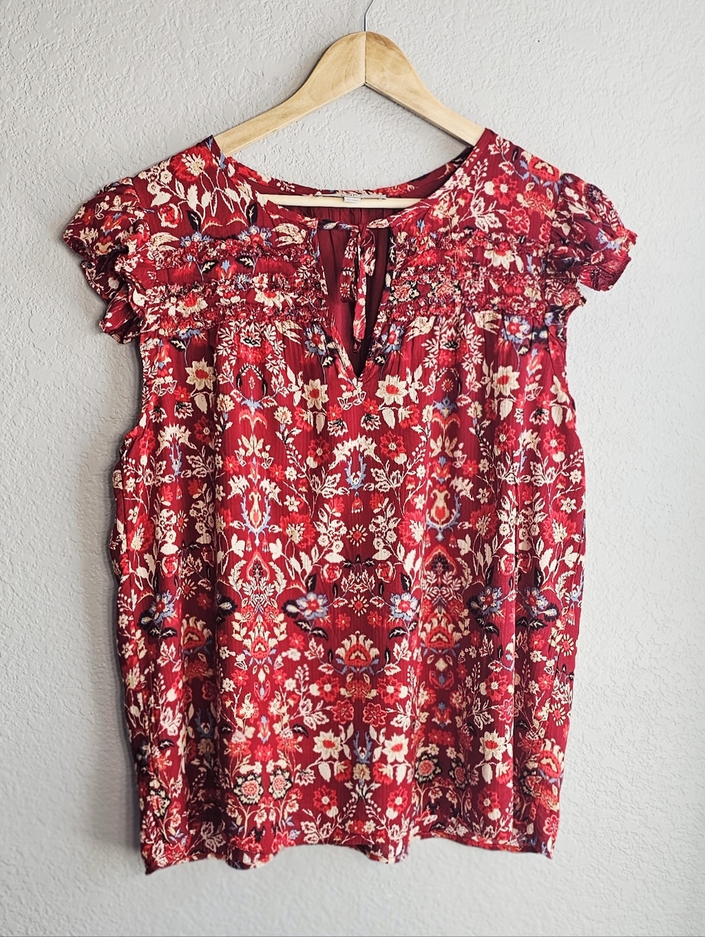 LOFT Red Floral Peasant Blouse XL Boho Smocked Flutter Sleeve Top